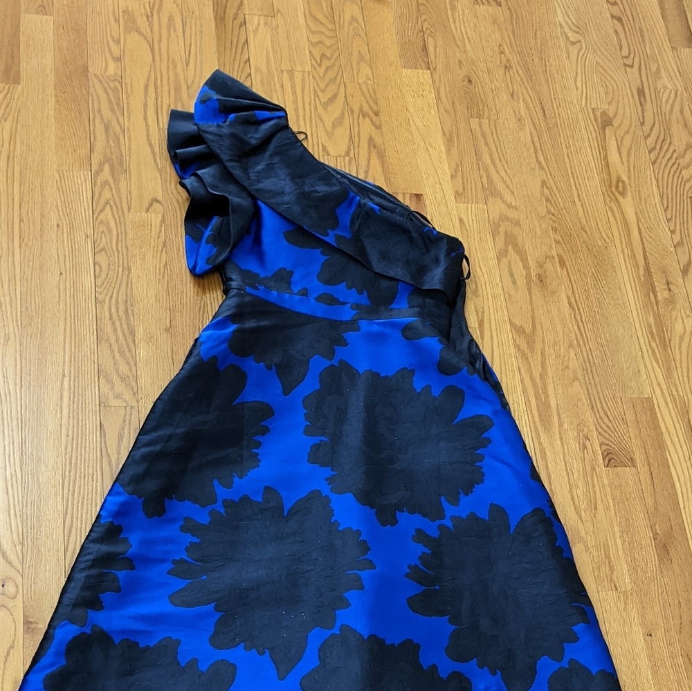 Adrianna Pappell One Shoulder Evening Gown